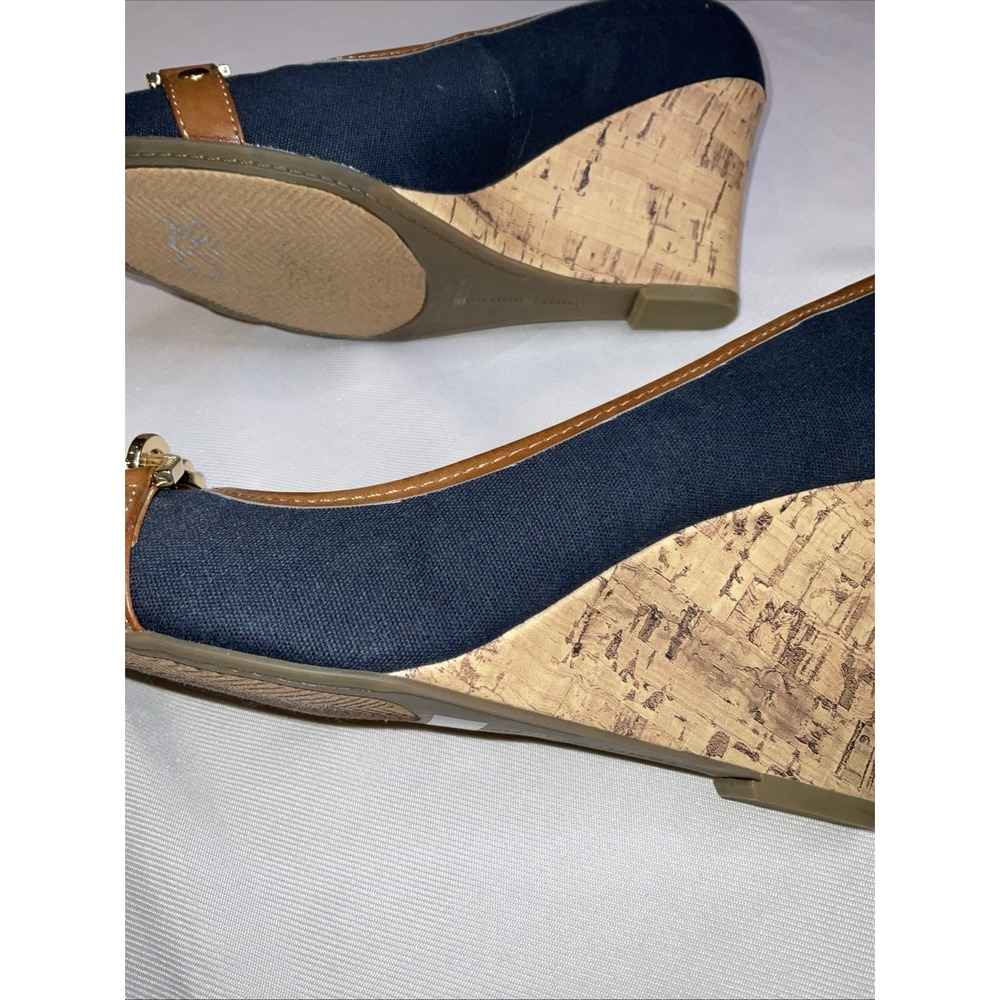 Tommy Hilfiger Tawnisha Peep Toe Horsebit Cork Wedge Heel Sz 6.5 Preppy Nautical - Picture 6 of 8